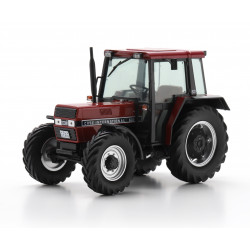 Case-IH 633 mit Kabine