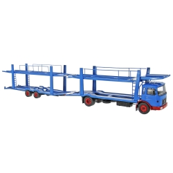 MAN Autotransporter blau